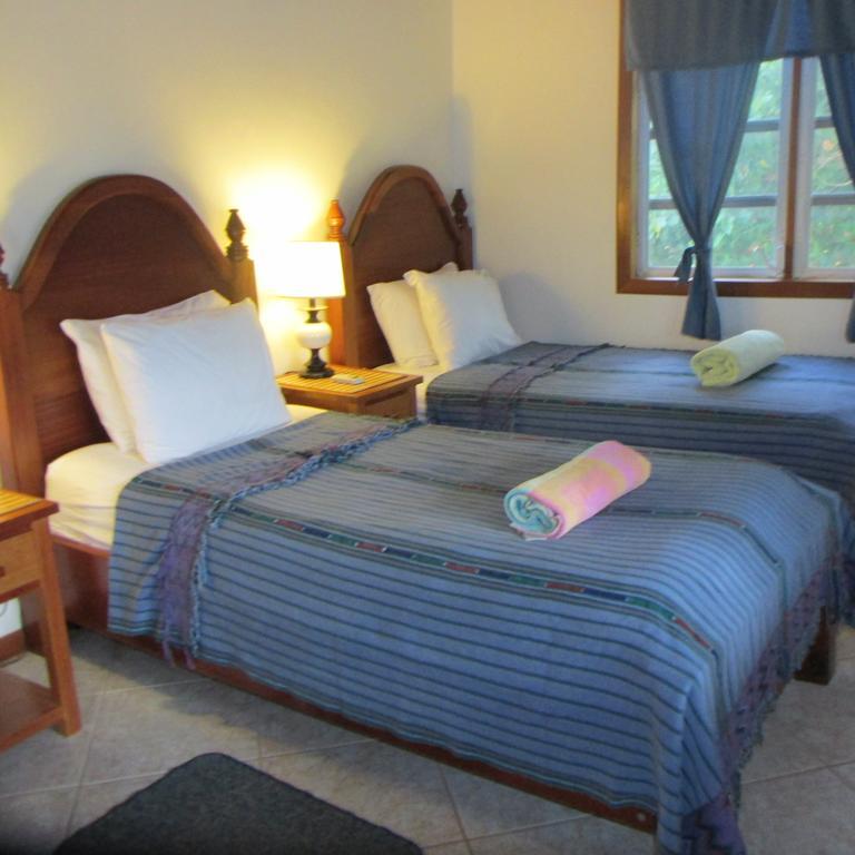 Cocotal Inn And Cabanas Сан-Педро Номер фото